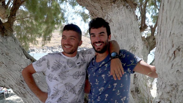 «Χωρίς πυξίδα» – Η νέα εκπομπή με τους Άρη Τσάπη και Γιάννη Φραγκίσκο κάνει πρεμιέρα στην ΕΡΤ2 την Κυριακή 13 Ιουνίου