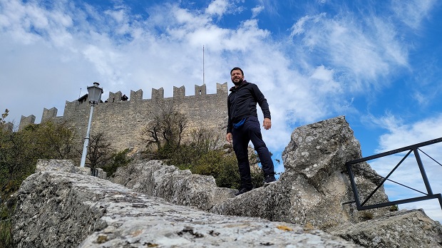 HAPPY TRAVELLER: Πρεμιέρα το Σάββατο 25 Σεπτεμβρίου, στις 17.40, στον ΣΚΑΪ