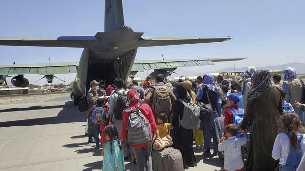 Παρέμβαση Βόζεμπεργκ για τη μεταναστευτική κρίση στο Αφγανιστάν και τις συνέπειες σε Ελλάδα και Ευρώπη