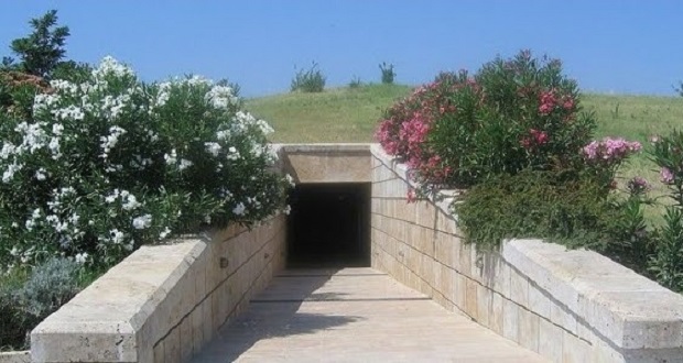 Εφορεία Αρχαιοτήτων Ημαθίας: Μουσείο Βασιλικών Τάφων των Αιγών – Υπηρεσίες έκδοσης ηλεκτρονικού εισιτηρίου