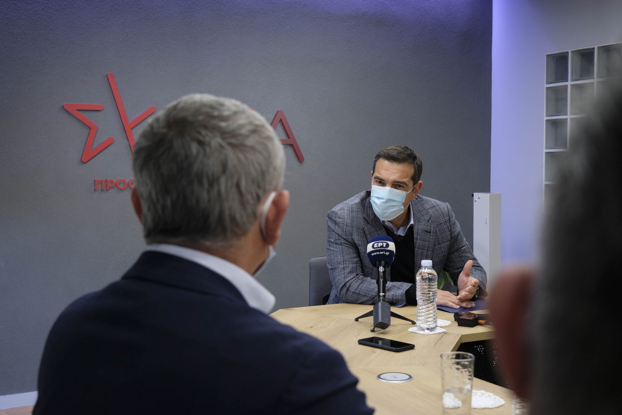 Αλέξης Τσίπρας: Σαμποτέρ του εμβολιασμού ο Μητσοτάκης – Να δοθούν θετικά, ακόμη και οικονομικά κίνητρα