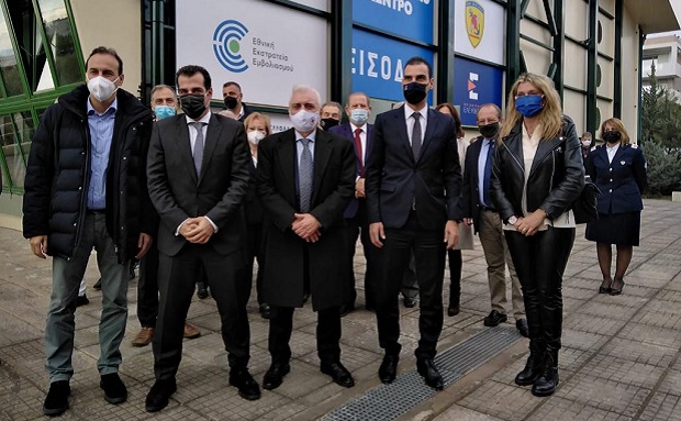 Εγκαίνια νέου mega Εμβολιαστικού Κέντρου στη Γλυφάδα