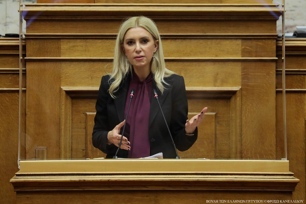 Φωτεινή Αραμπατζή: «Ρύζι, βιομηχανική τομάτα, σηροτροφία κανονικά στις συνδεδεμένες της νέας ΚΑΠ» – «35 εκ ευρώ επιπλέον ετησίως για την κτηνοτροφία»