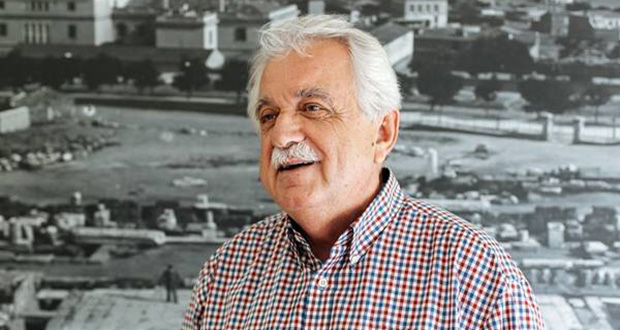 Με αργούς ρυθμούς