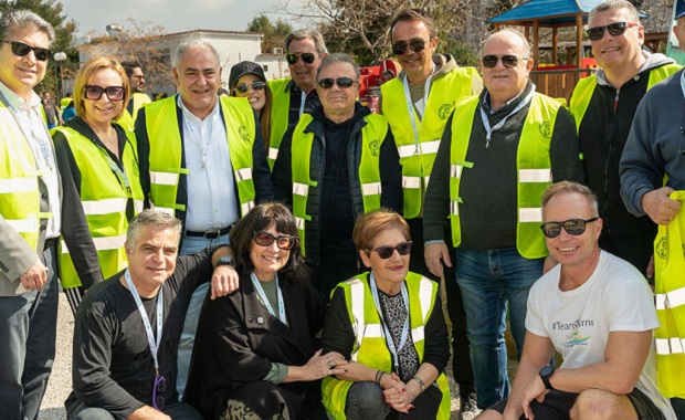 Στη Βούλα συνεχίστηκε το μεγάλο πρόγραμμα δενδροφύτευσης του Ε.Ε.Α. στην Αττική