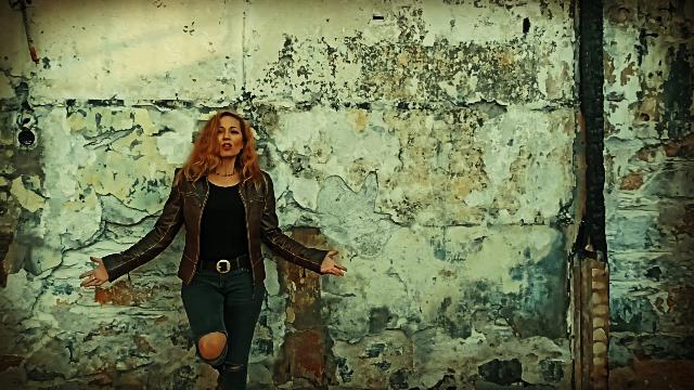 Τάνια Κικίδη: “Για Ένα Όνειρο” επιστρέφει με νέα μπαλάντα (video)
