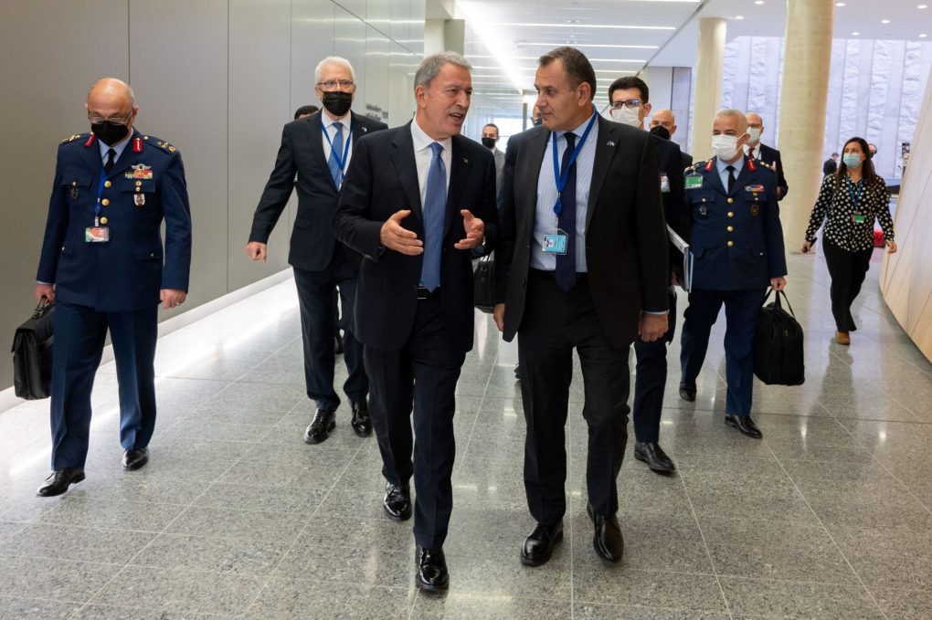 Παναγιωτόπουλος – Ακάρ συμφώνησαν για τη σημασία της διατήρησης της επικοινωνίας και των συναντήσεων μεταξύ Ελλάδας-Τουρκίας