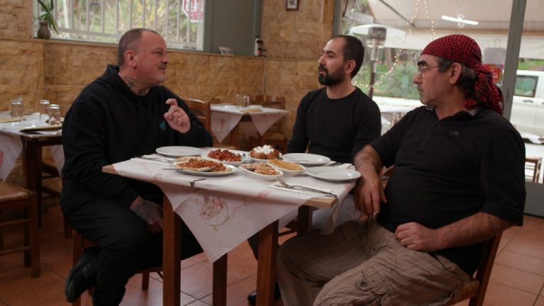 «ΓΕΙΤΟΝΙΕΣ ΣΤΟ ΠΙΑΤΟ»: ΣΤΑ «ΨΑΓΜΕΝΑ» ΣΤΕΚΙΑ ΤΗΣ ΝΕΑΣ ΦΙΛΑΔΕΛΦΕΙΑΣ