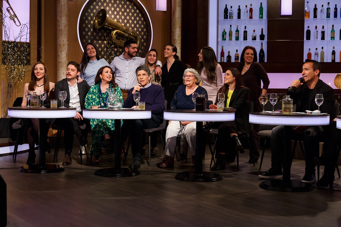 «Ό,ΤΙ ΑΓΑΠΩ» με τον Γιάννη Μπέζο – Ένα μουσικό ταξίδι στην όμορφη Θεσσαλονίκη