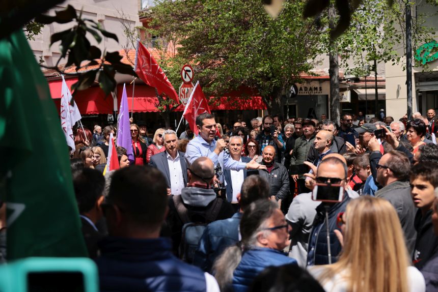 Αλ. Τσίπρας: Έχοντας δώσει 700.000 ακίνητα στα funds, ο κ. Μητσοτάκης είναι σαν να έχει ανοίξει ένα τεράστιο εμπορικό κέντρο δίπλα στο ψιλικατζίδικο του κ. Πάτση