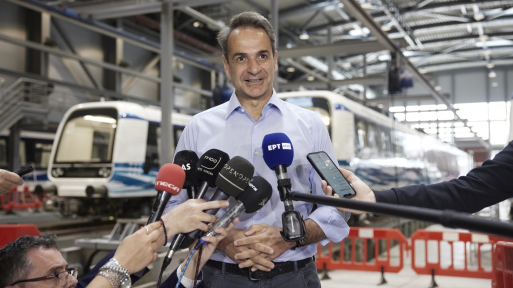 Κυρ. Μητσοτάκης: «Κάναμε πράξη τη δέσμευσή μας» – Επιβάτης στο δοκιμαστικό δρομολόγιο