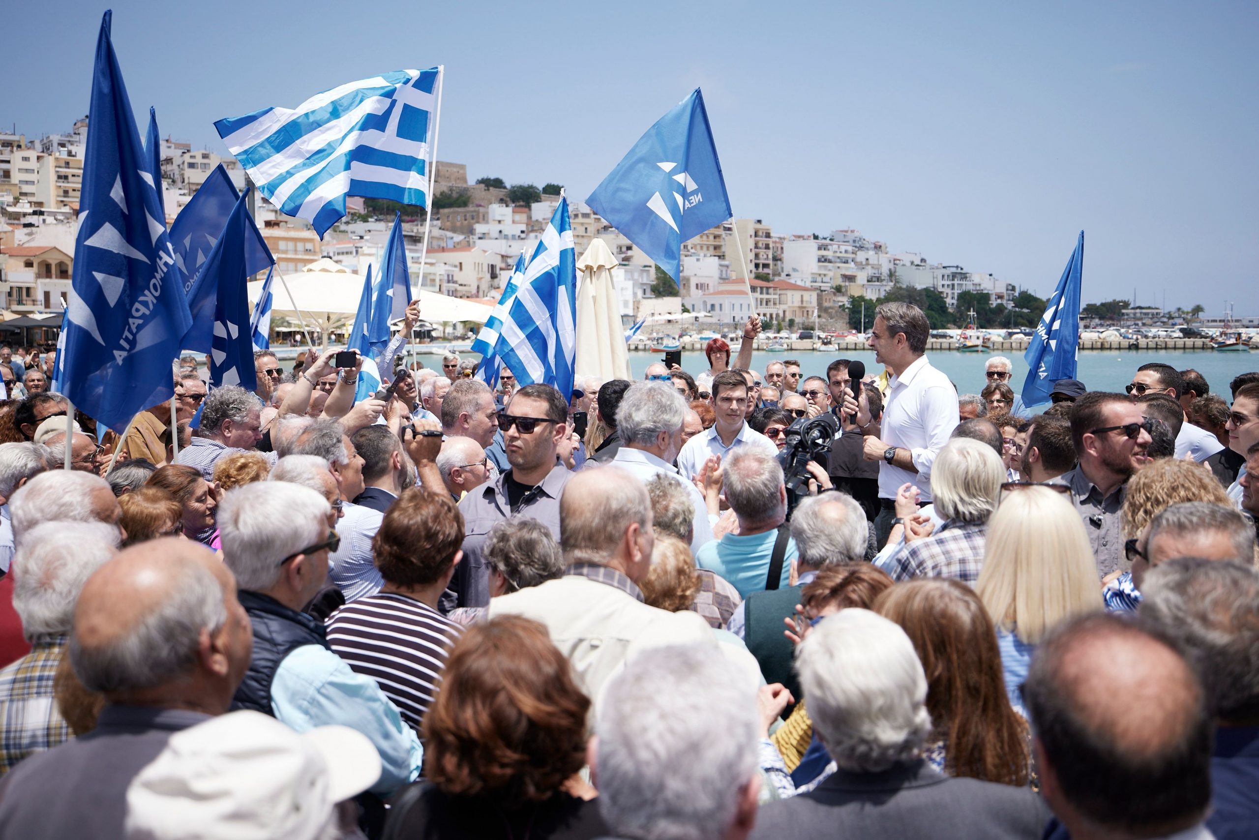 Ας έχουν υπόψη τους που τοποθετούνται οι ψηφοφόροι της ΝΔ…