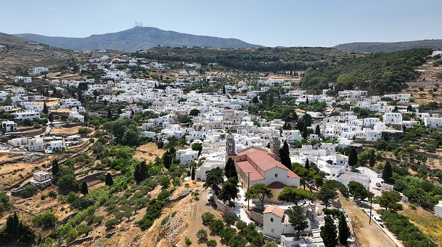Το HAPPY TRAVELLER στην Πάρο (Β΄ μέρος)