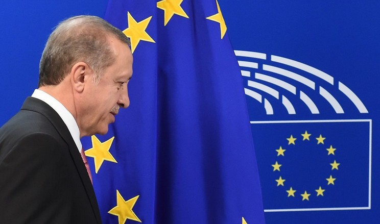 Η Άγκυρα επιδιώκει βελτίωση των σχέσεων με τη Δύση για λόγους τακτικής και οικονομίας