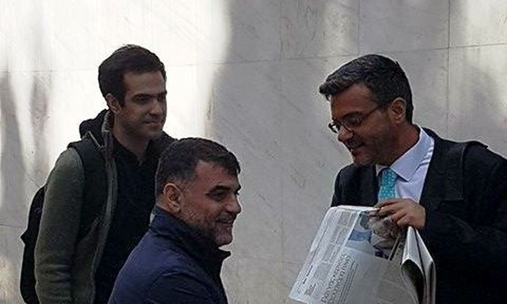 Κλείνει το “Documento”- Ευθύνες στην ΕΣΗΕΑ για τη στάση της αποδίδει ο Βαξεβάνης