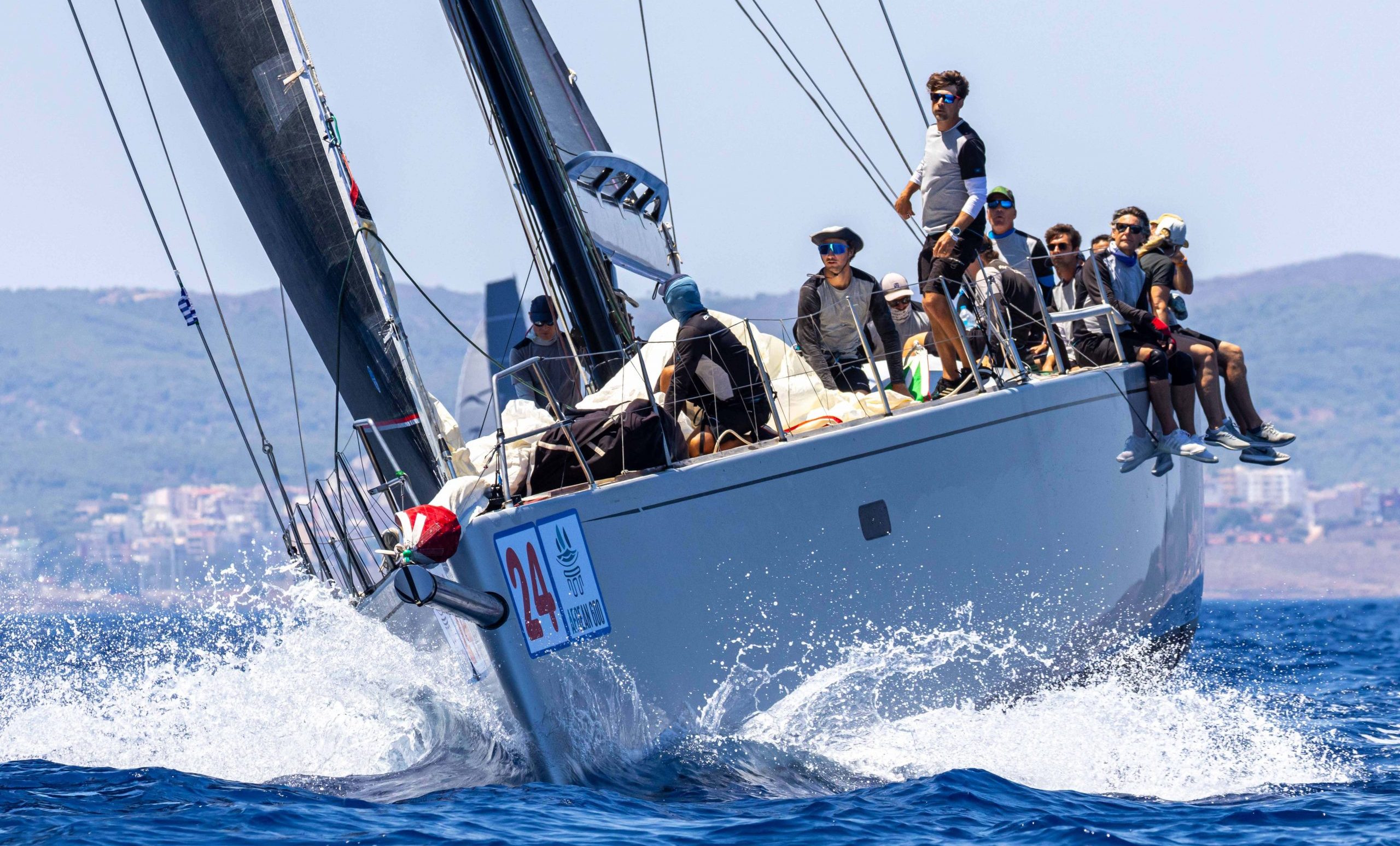 AEGEAN 600: Το «ζέσταμα» και η ανυπομονησία των 600 ιστιοπλόων για την εκκίνηση (spot)