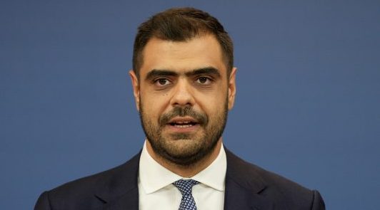 Π. Μαρινάκης: Ας μας απαντήσει ο πρόεδρος του πράσινου ΣΥΡΙΖΑ πού θα βρει τα 4 δισ. ευρώ που έταξε σήμερα στους Έλληνες πολίτες