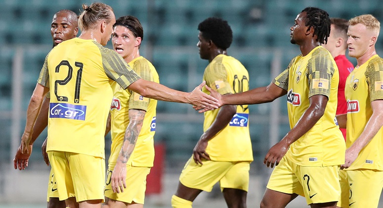 Εύκολη νίκη με 3-0 της ΑΕΚ στον Βόλο με πρωταγωνιστή Λιβάι