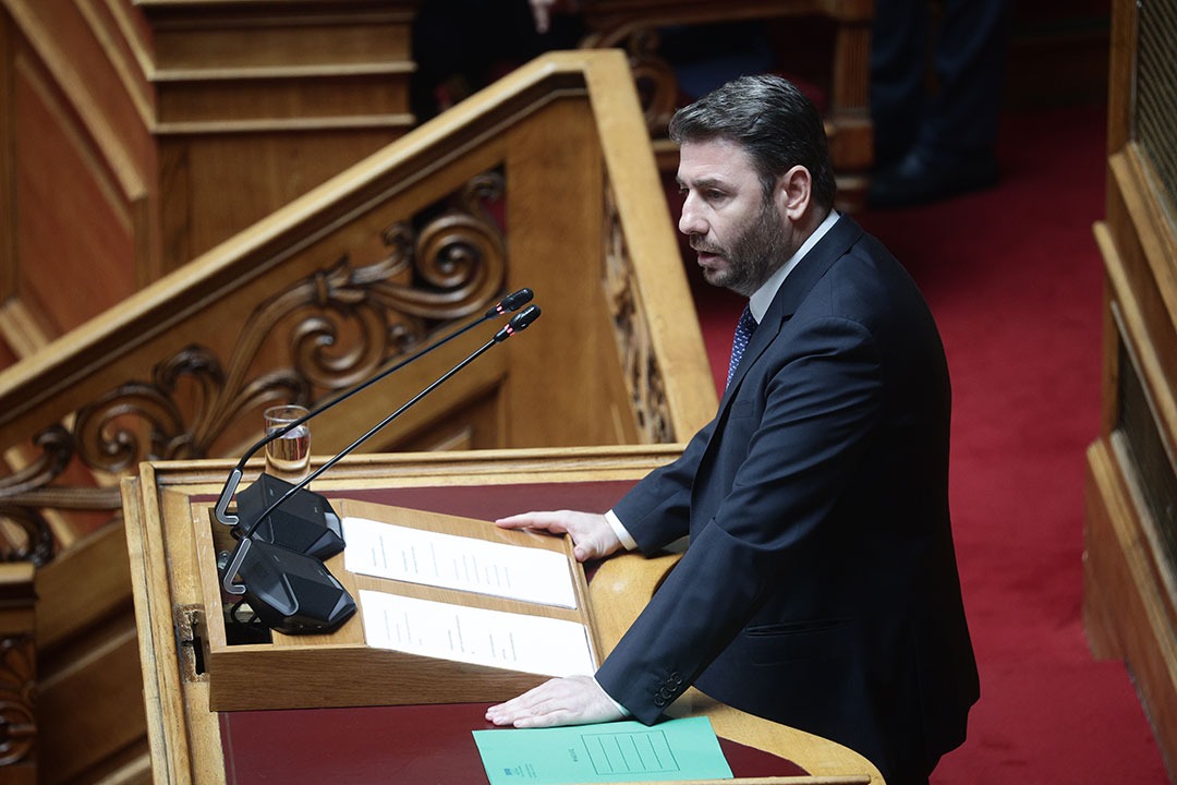 Στη μάχη της καθημερινότητας μπαίνει το ΠΑΣΟΚ
