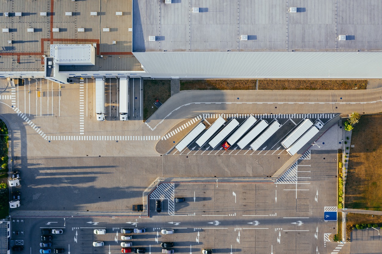 SECF: To last mile delivery αλλάζει τη μορφή των εμπορευματικών μεταφορών – Μεγάλες οι προκλήσεις και οι ανάγκες ρύθμισης της αγοράς παραδόσεων
