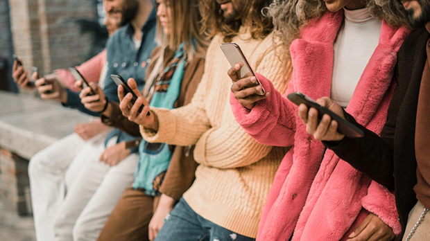 1,2 δισ. smartphones θα πωληθούν παγκοσμίως το 2023