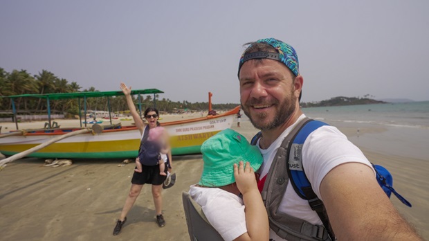 To HAPPY TRAVELLER ΣΤΗΝ ΓΚΟΑ ΤΗΣ ΙΝΔΙΑΣ (Α’ Μέρος)