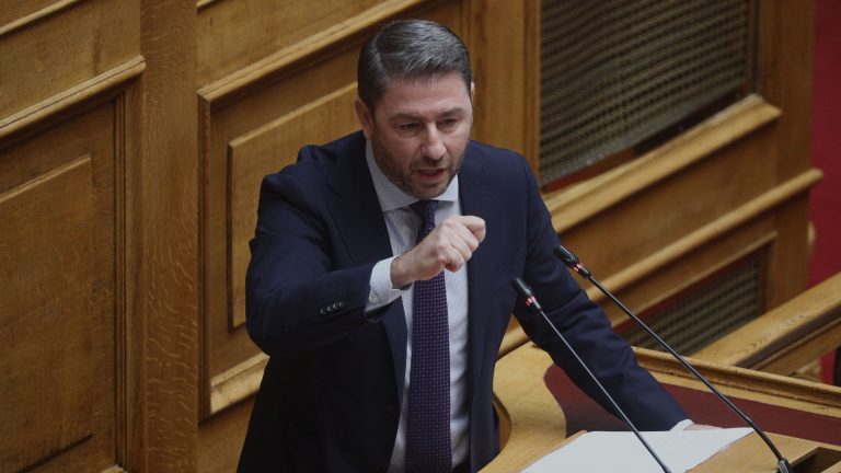 Μετ’ εμποδίων το ΠΑΣΟΚ στις ευρωεκλογές