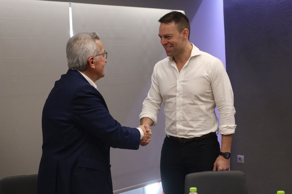 Στ. Κασσελάκης: Να αυξηθεί ο κατώτατος μισθός άμεσα στα 900 ευρώ τουλάχιστον