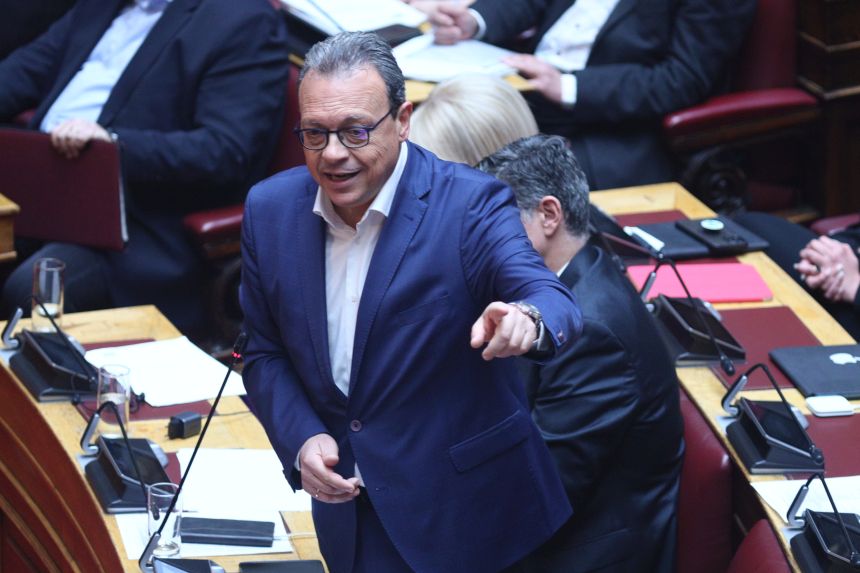Σ. Φάμελλος: Ο κ. Μητσοτάκης μοιράστηκε την ευθύνη με τον κ. Καραμανλή