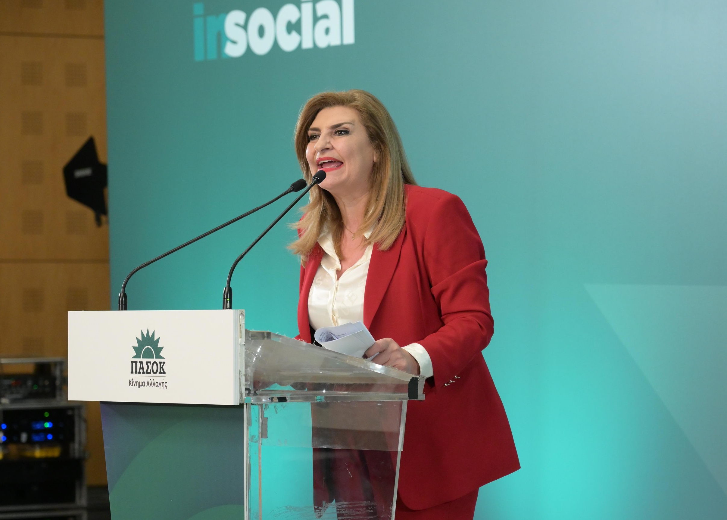 Ευαγγελία Λιακούλη: «Το θρίλερ των γυναικοκτονιών συνεχίζεται σε μια ανεπαρκή Πολιτεία»