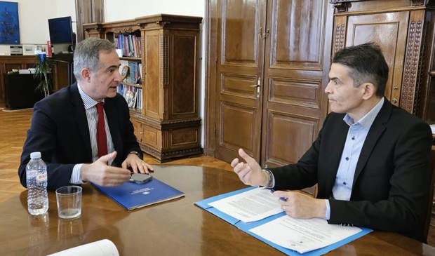 Δημήτρης Κούβελας: «Επιβάλλεται να καθαρίζεται συστηματικά ο Θερμαϊκός Κόλπος»