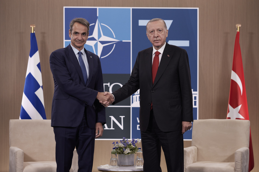 Μητσοτάκης και Ερντογάν συμφώνησαν στο αμοιβαίο όφελος από τη διατήρηση κλίματος ηρεμίας στις διμερείς σχέσεις