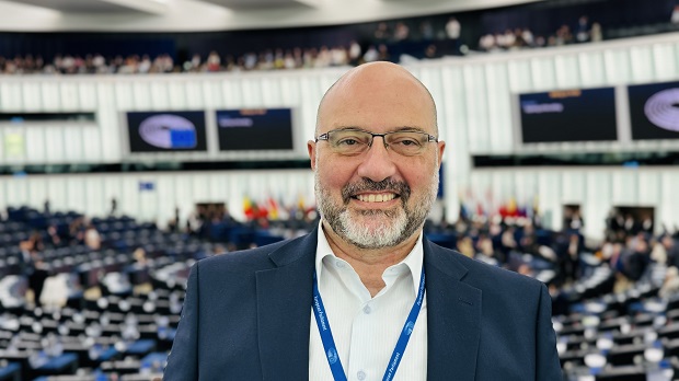 Σάκης Αρναούτογλου προς Κομισιόν: Σοβαρές Περιβαλλοντικές και Κοινωνικές Επιπτώσεις από τη λειτουργία ορυχείου λιγνίτη στην Κοινότητα Αχλάδας Φλώρινας