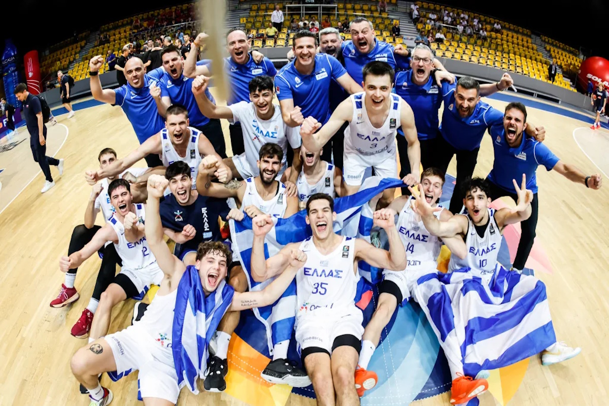Νέων Ανδρών: Χάλκινη η Ελλάδα