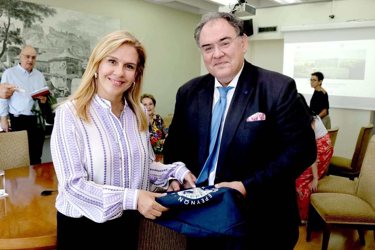 Υπογραφή σύμβασης για την ανακαίνιση και ενεργειακή αναβάθμιση του κτιρίου του Εθνικού Ιδρύματος Ερευνών