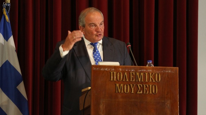 Κ. Καραμανλής: Η Ευρώπη στην οποία πιστέψαμε διολισθαίνει σε βαθιά κρίση – Απαιτούνται καθαρές απαντήσεις για την Τουρκία
