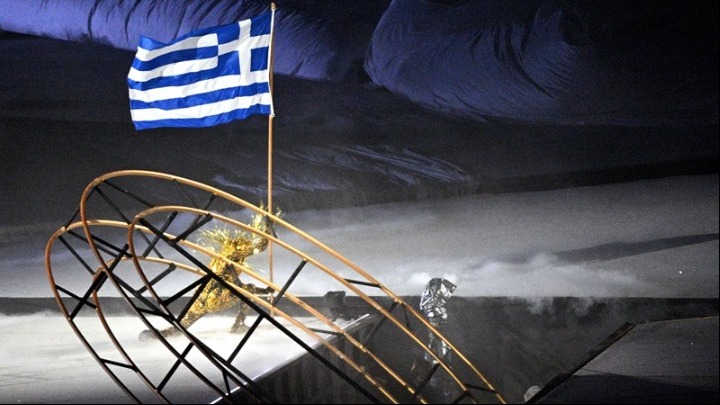 «Χρυσός εξερευνητής», ελληνική σημαία και ο Ελληνικός Εθνικός ύμνος στην τελετή λήξης των Ολυμπιακών Αγώνων 2024 (video)