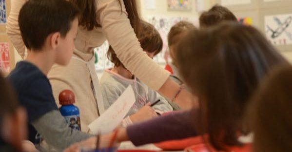 ΚΥΡΙΑΚΗ ΜΕ ΤΕΧΝΗ  ΣΤΟ ΜΟΥΣΕΙΟ ΕΛΛΗΝΙΚΗΣ ΠΑΙΔΙΚΗΣ ΤΕΧΝΗΣ