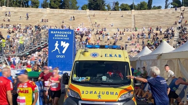 Το ΕΚΑΒ στηρίζει υγειονομικά τον 41ο Αυθεντικό Μαραθώνιο της Αθήνας, με ισχυρή παρουσία για την ασφάλεια των συμμετεχόντων