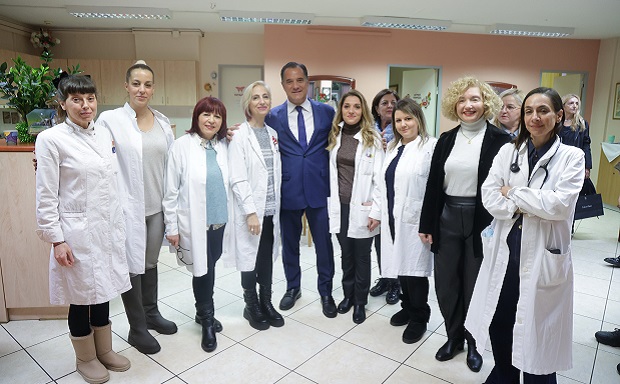 Επίσκεψη του Υπουργού Υγείας Άδωνι Γεωργιάδη στο 2ο ΚΑΠΗ Γαλατσίου για την επίσημη έναρξη της Δράσης Προληπτικών Εξετάσεων στα ΚΑΠΗ