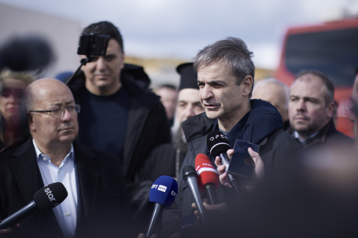 Στη Σαντορίνη ο Πρωθυπουργός: “Πρέπει, όμως, να είμαστε έτοιμοι. Eδώ είναι ένα κράτος το οποίο δρα προληπτικά”