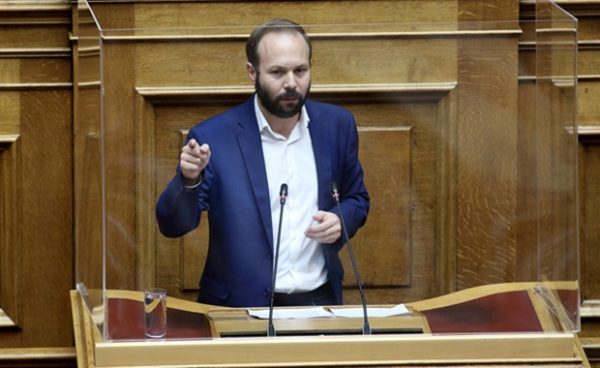 Ο Γ. Ψυχογιός μιλάει στο "Π" για δικαιοσύνη, διαφάνεια και λογοδοσία, τονίζοντας τη σημασία τους.