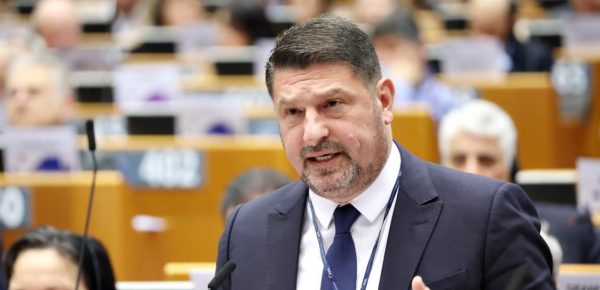 Ο Νίκος Χαρδαλιάς εκλέχθηκε Α’ Αντιπρόεδρος του ΕΛΚ στην Επιτροπή των Περιφερειών της Ε.Ε.