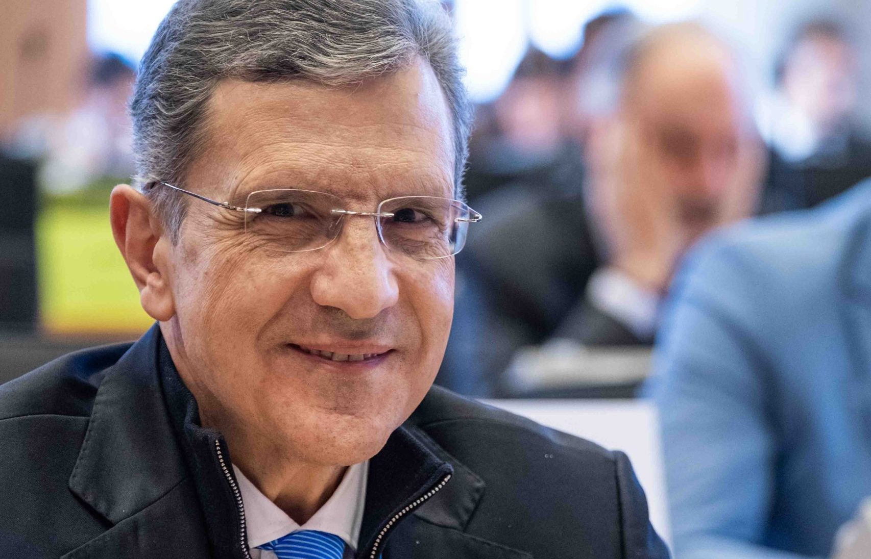 Γ. ΑΥΤΙΑΣ ΣΤΗΝ ΕΥΡΩΒΟΥΛΗ: ΣΤΑΘΕΡΗ ΟΙΚΟΝΟΜΙΑ ΜΕ ΚΟΙΝΩΝΙΚΕΣ ΠΑΡΟΧΕΣ (video)