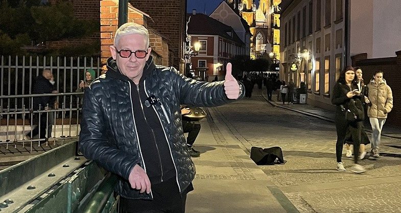 Ο Τάσος Δούσης και οι «ΕΙΚΟΝΕΣ» συνεχίζουν το ταξίδι τους στην Πολωνία