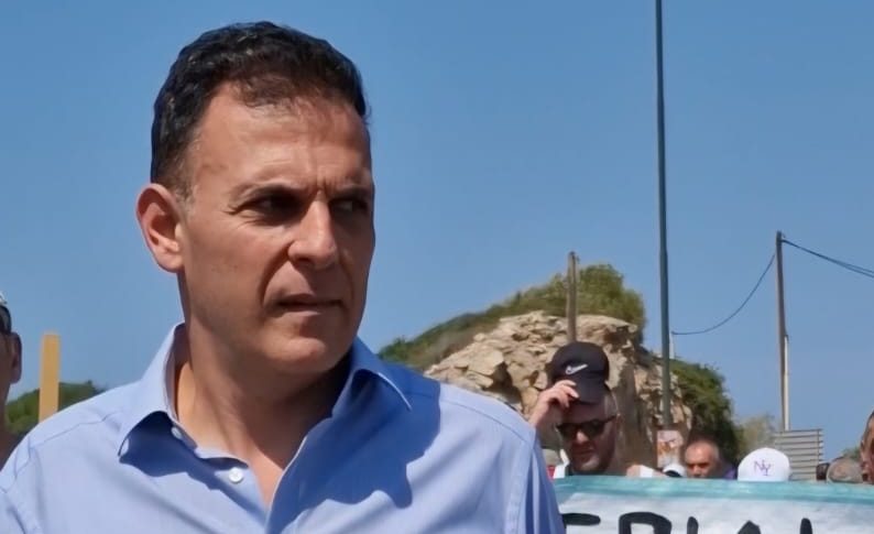 Γ. Καραμέρος: «Να μην αποτελέσουν άλλοθι για την αισχροκέρδεια των καρτέλ οι δασμοί Τραμπ»