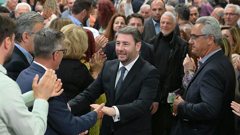 Νίκος Ανδρουλάκης: «Δείχνουμε στον ελληνικό λαό έναν άλλο δρόμο: ναι, μπορούμε διαφορετικά! Ναι, μπορούμε καλύτερα! Ο ελληνικός λαός αξίζει πολλά περισσότερα από όσα προσφέρει η Νέα Δημοκρατία»