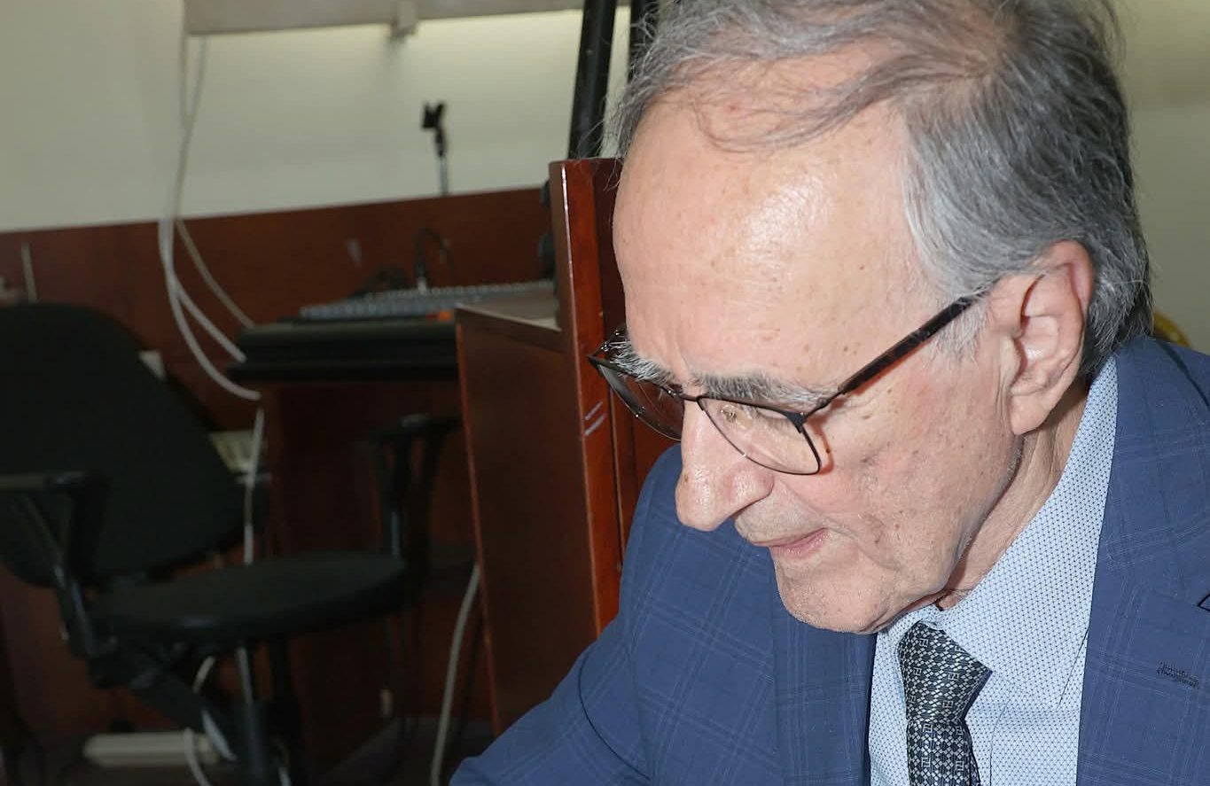 Γ. Σούρλας: “Έργα γραμμένα δια χειρός Ρήγα Βελεστινλή”
