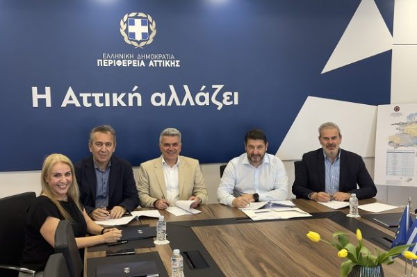 Ο Νίκος Χαρδαλιάς με συνεργάτες υπογράφουν συμφωνία για υπογειο πάρκινγκ στη Νέα Ιωνία, υλοποιώντας δέσμευση.
