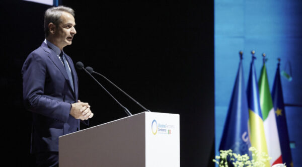 Ο Κυρ. Μητσοτάκης μιλάει για τον διάδρομο Αλεξανδρούπολη-Οδησσός και την υποστήριξη της Ελλάδας στην Ουκρανία.